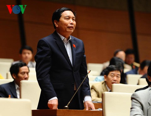 Minister of Labor, Invalids, and Social Affairs questioned - ảnh 2